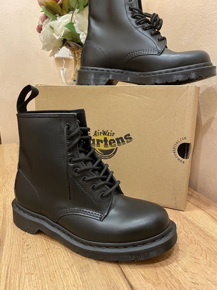 Dr.Martens Mono Black дамски кожени обувки 41 100% оригинал!