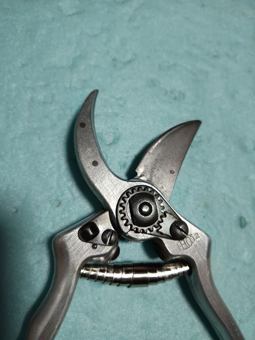 Felco 2 професионални лозарски ножици