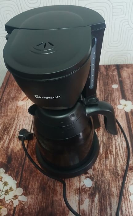 Cafetieră Rohnson cu cană termos