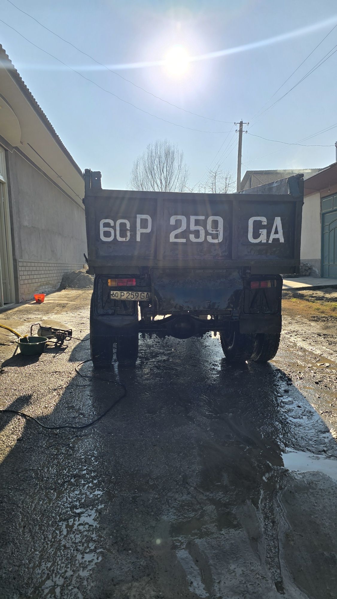 Zil 131 samasval sotiladi