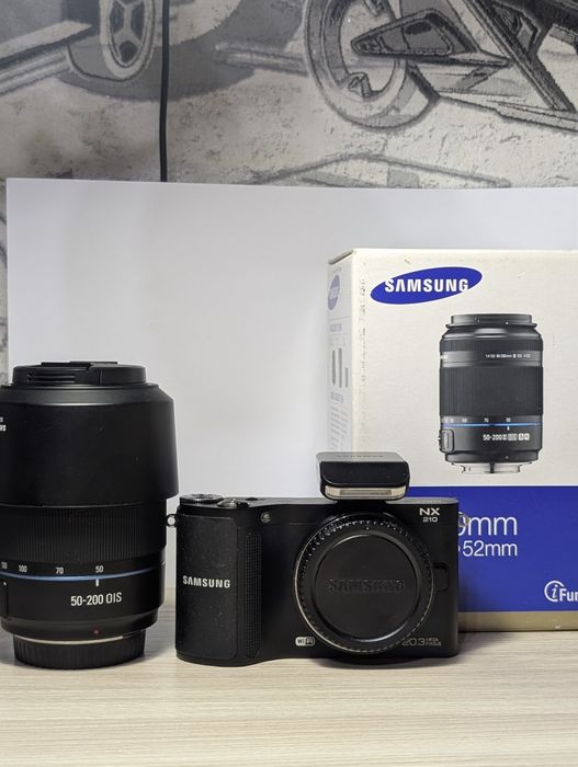 Продам беззеркальный фотоаппарат Samsung nx 210