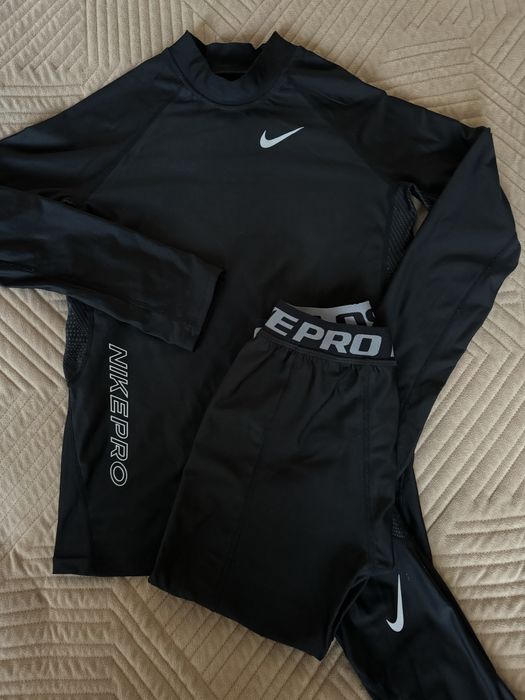 Термобелье Nike мужское. Размер  на 10-12 лет.
