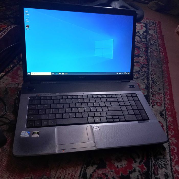 Ноутбук aser ddr2 17,3 dyum MSI 15,6d 500 hard 4 ozu