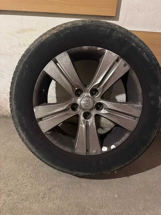 Джанти с гуми за Kia Sportage 3