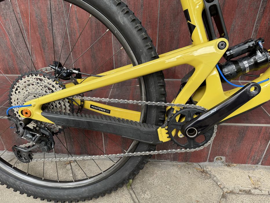 Santa cruz Megatower Carbon CC