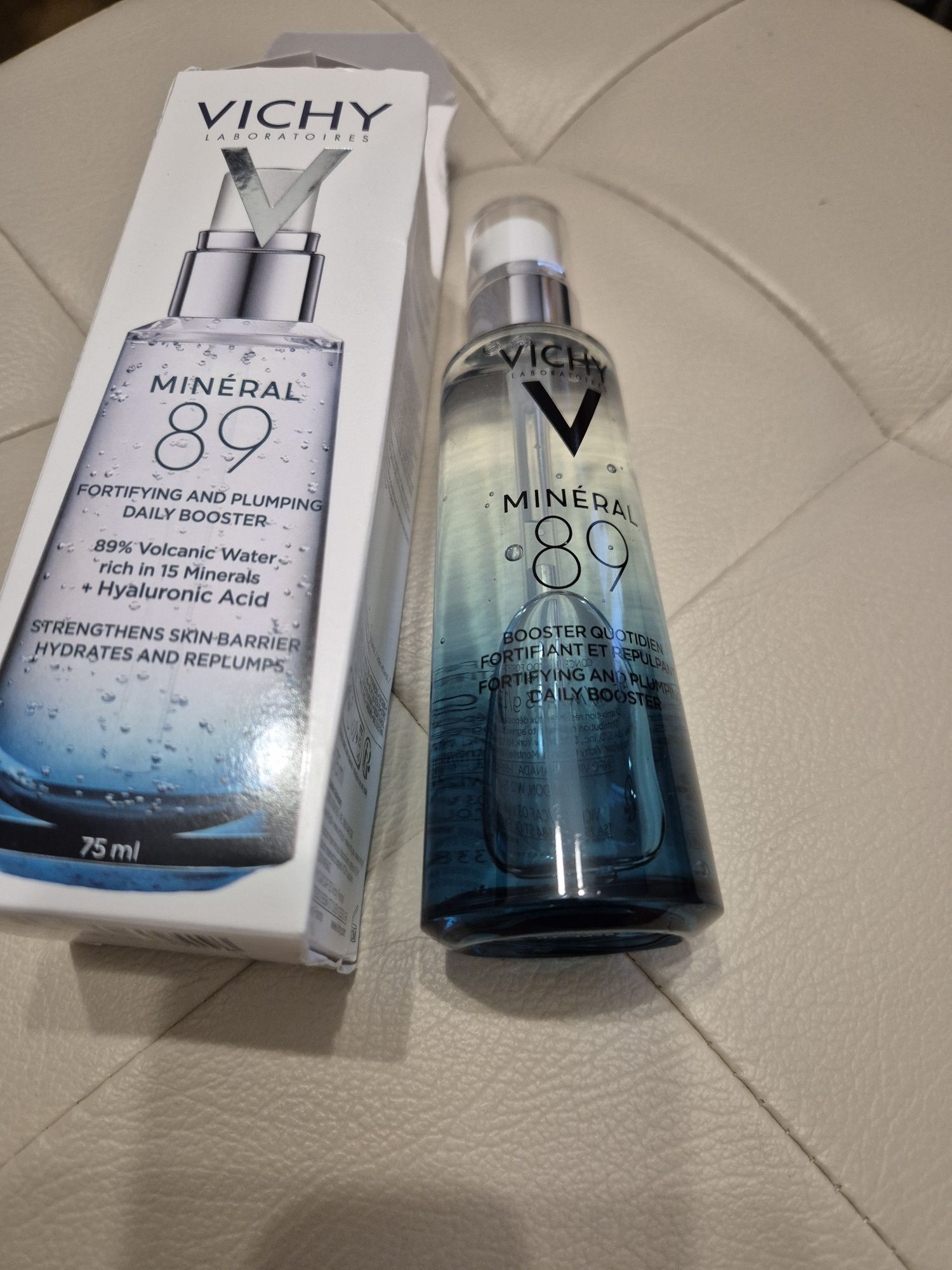 Gel-booster zilnic cu acid hialuronic cu efect de hidratare si fortifi