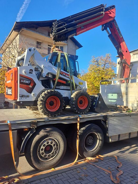 Камион с кран/Автокран