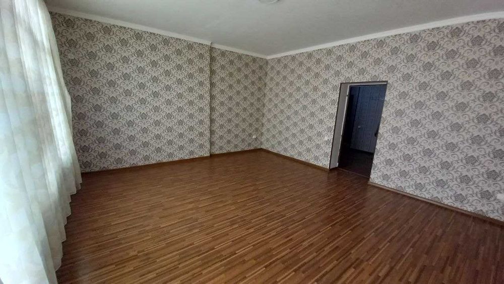 Продаётся 2х комн картира на 2 этаже Ор-р  5 микрорайон