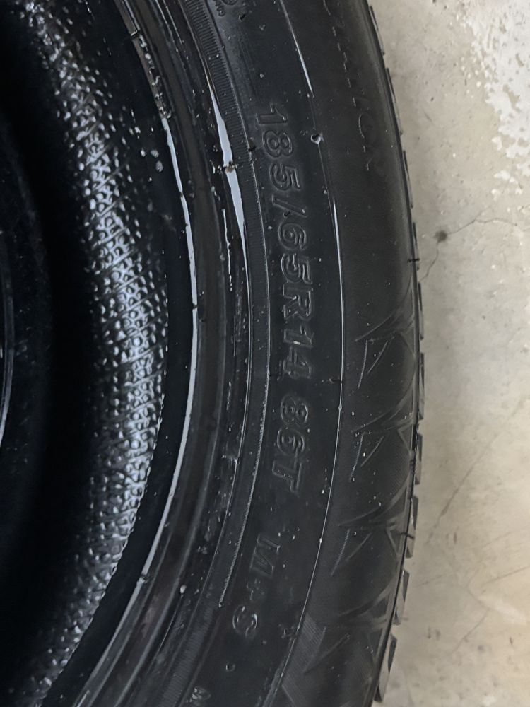 Покришка зимний 185/65 R14 новый