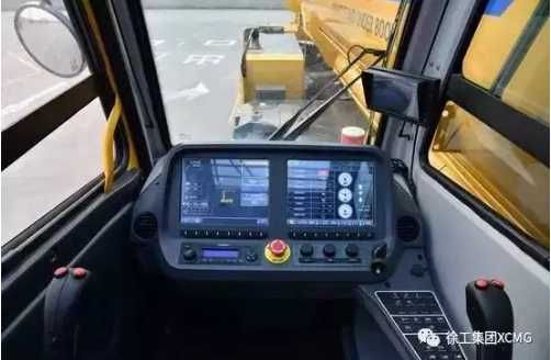 Аренда  XCMG автокрана 300 тонник в Ташкенте