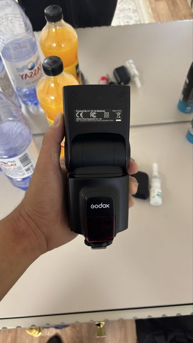 Продам вспышку в отл состояний!