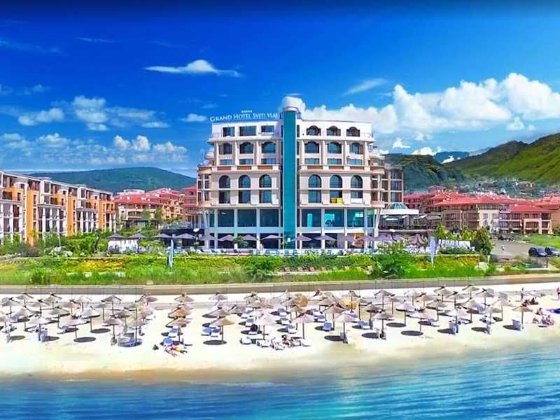 Продава се Тристаен апартамент в Свети Влас - 114 кв.м за 1009 €/кв.м - Снимка #17