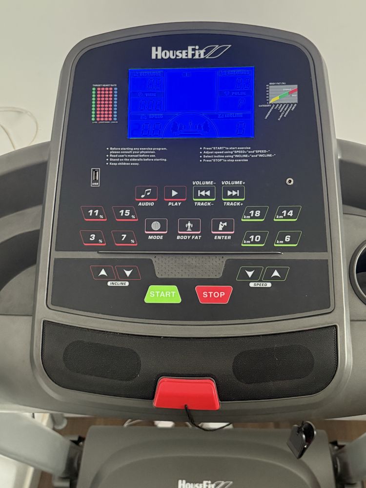 Banda de alergat HouseFit – stare impecabilă