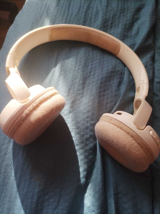 Безжични слушалки JBL