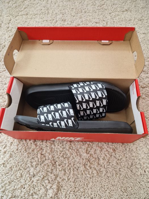 Чехли на Nike 45