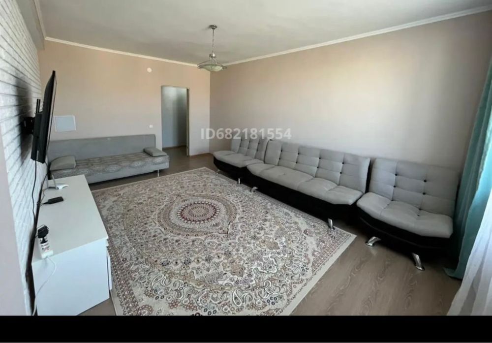 Диван и два кресла