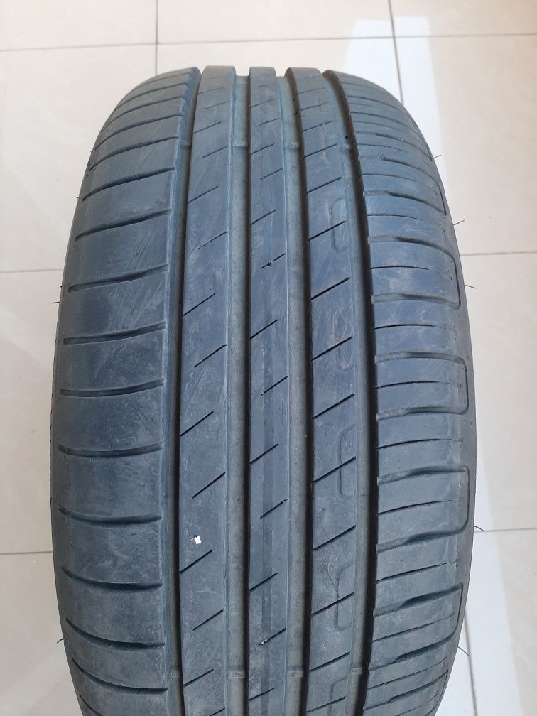 Гуми Goodyear 215/55 R16 93V/