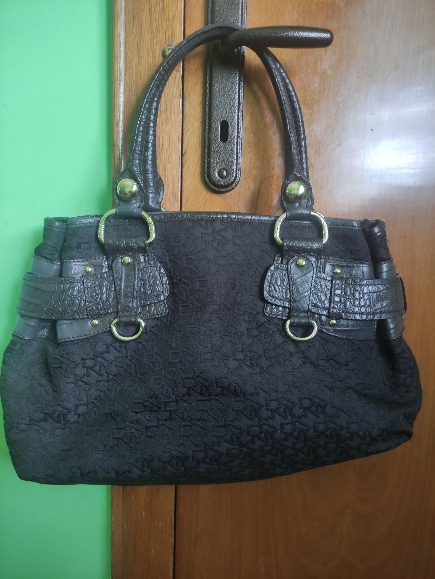 DKNY u DOCA нови маркови големи чанти