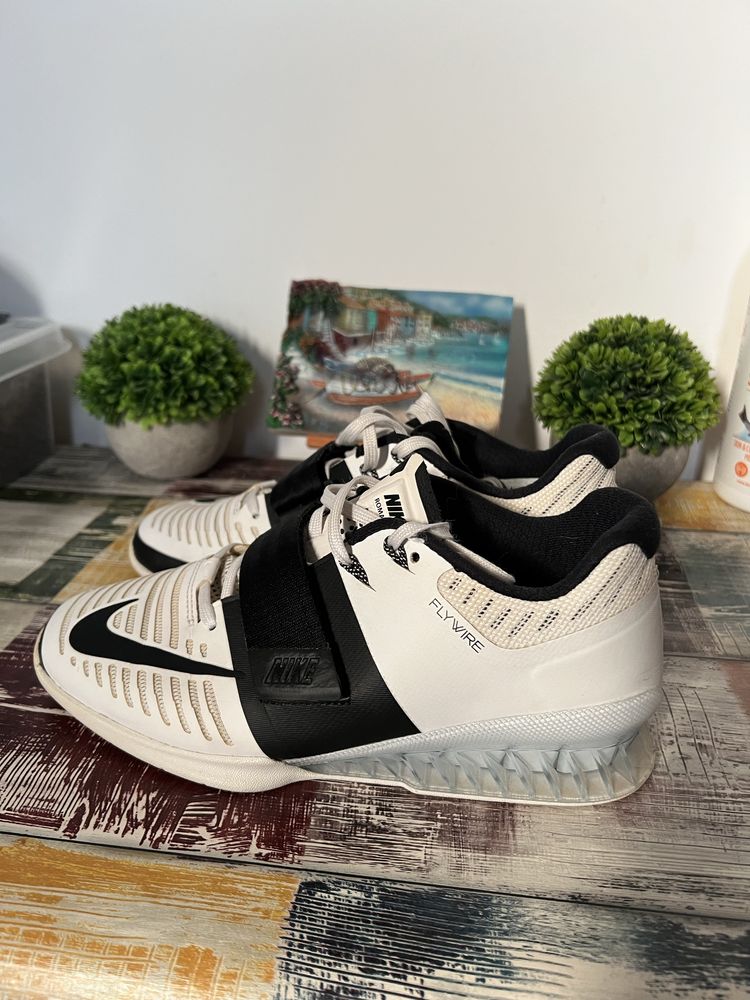 Nike Romaleos 3 marime 39
