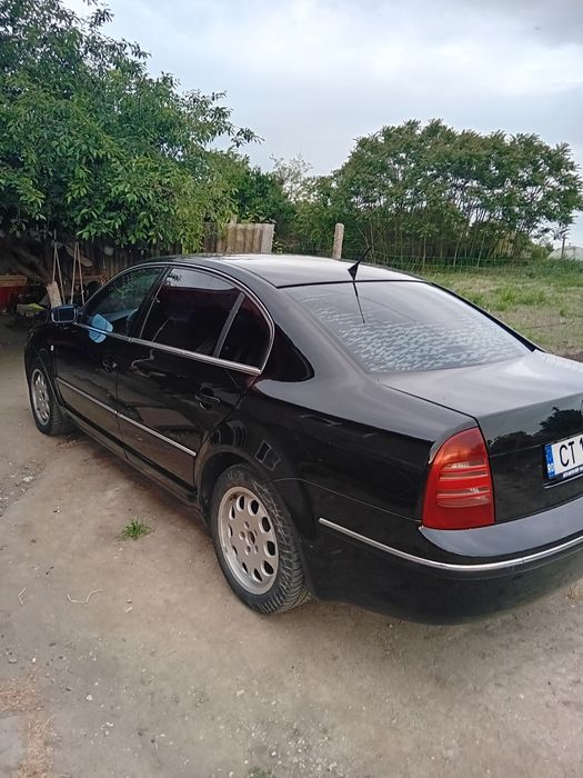 Vand Skoda superba 1