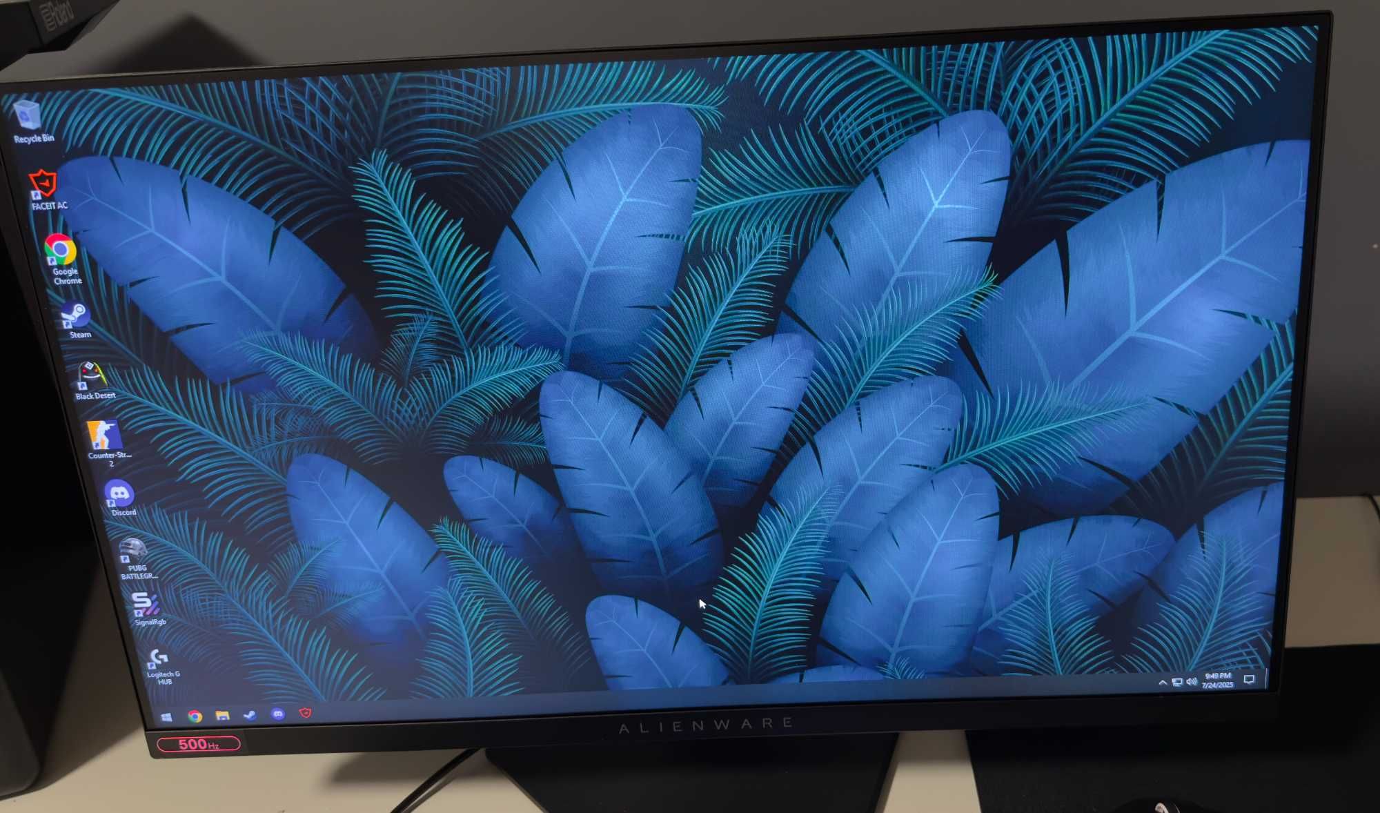 PC Gaming + Monitor Ryzen 9800X3D ,9070 XT ,ALIENWARE 500HZ