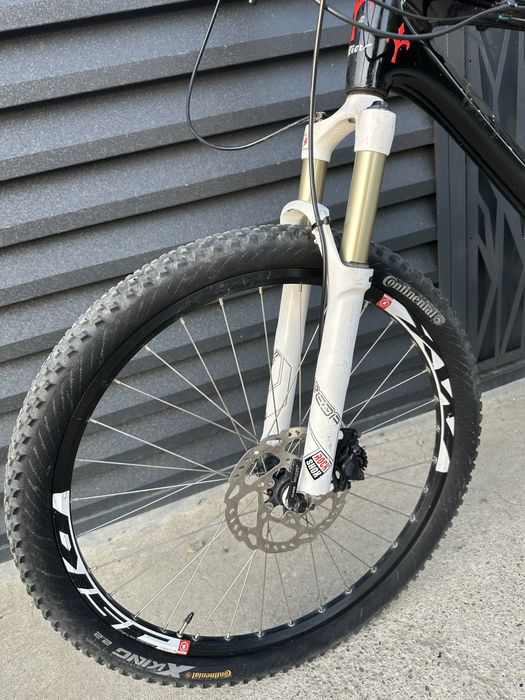 MTB wilier cadru carbon  , furcă RockShox pe aer , full shimano SLX