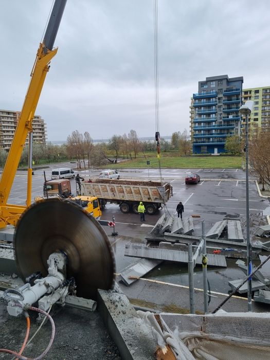 Taiat Taiere Decupare Sectionare beton Piconat Spart beton