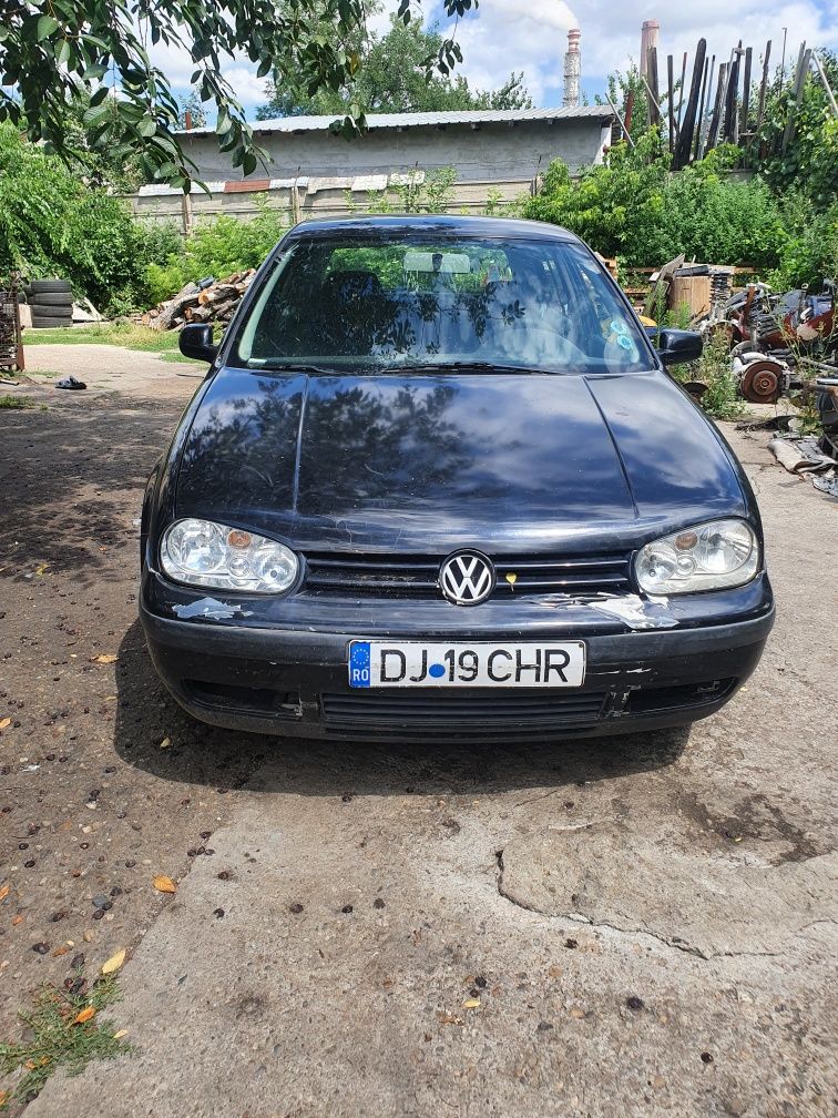 Dezmembrez Volkswagen Golf 4 1.9 TDI