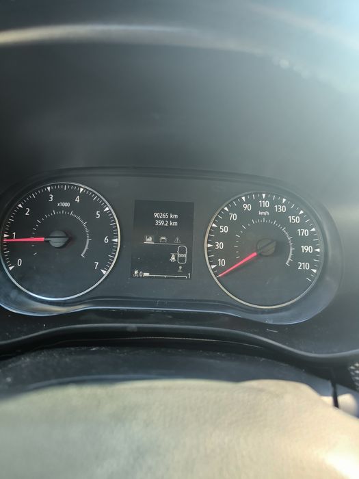 Дачия Сандеро 2023 такси