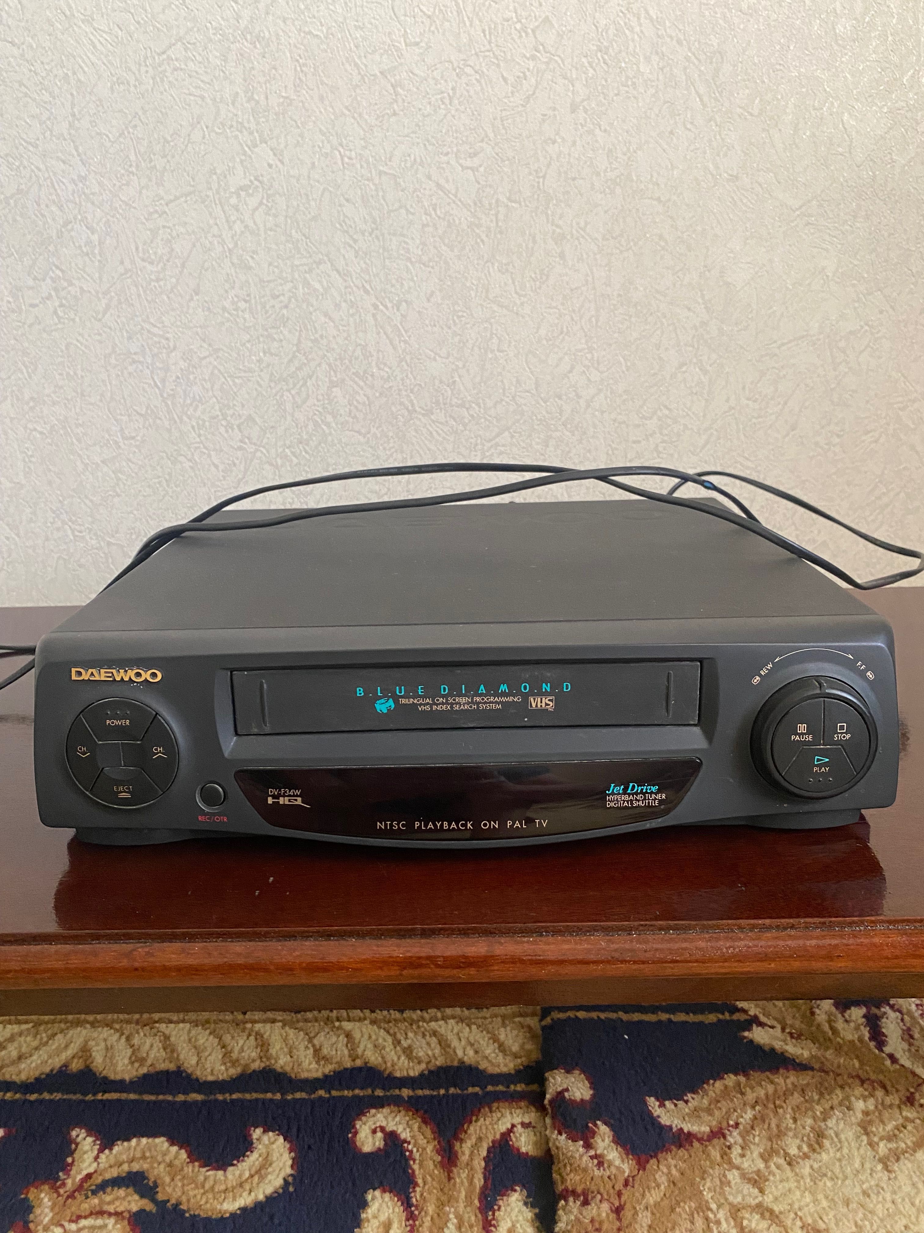 Видеомагнитофоны DAEWOO, радиоприемник SELGA
