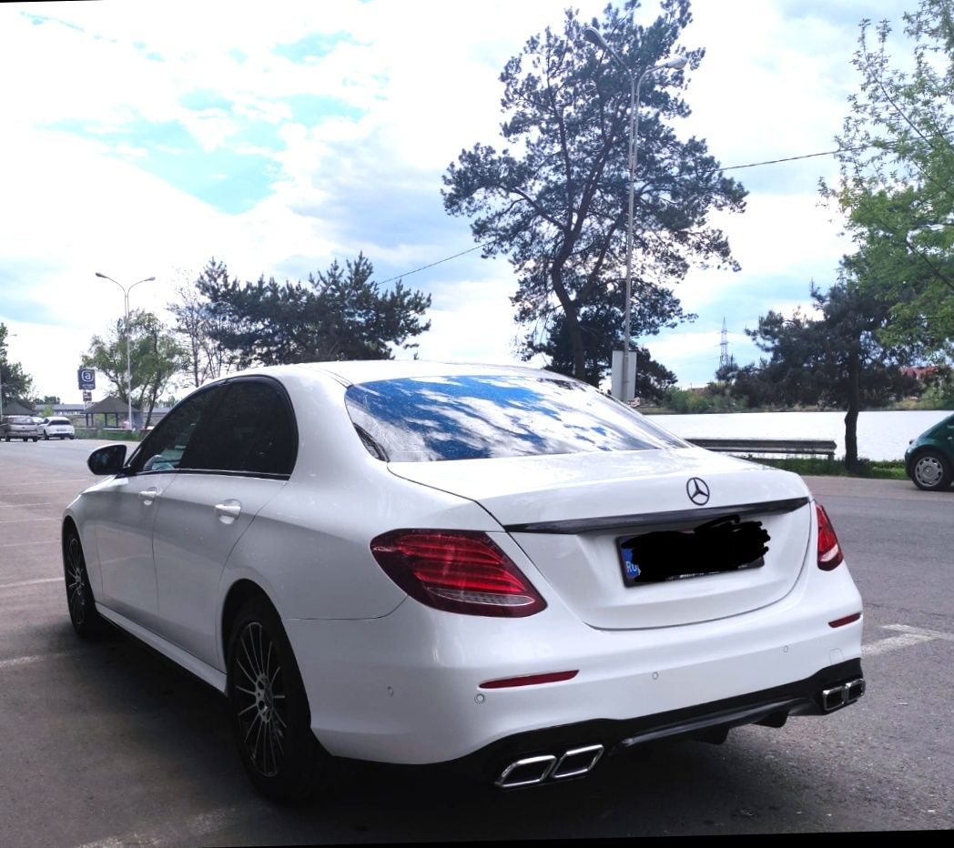 Mercedes Benz E Class (W213) 200 d 9G-TRONIC 2019