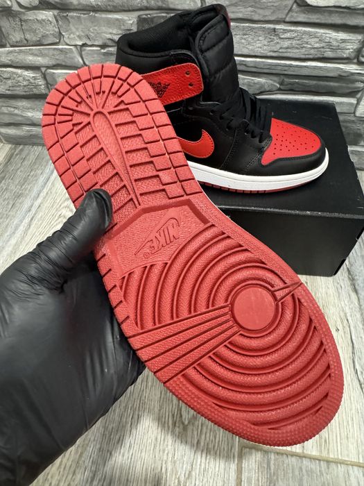 39-44 Jordan 1 Bred Banned