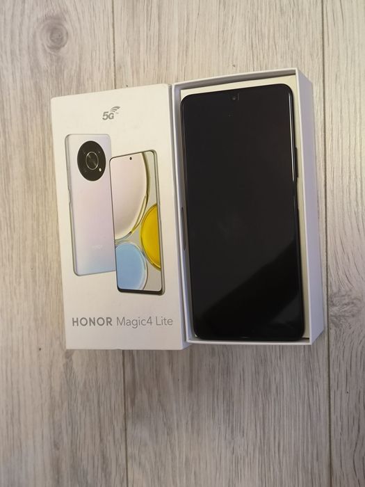Honor magic 4 lite negru impecabil la cutie