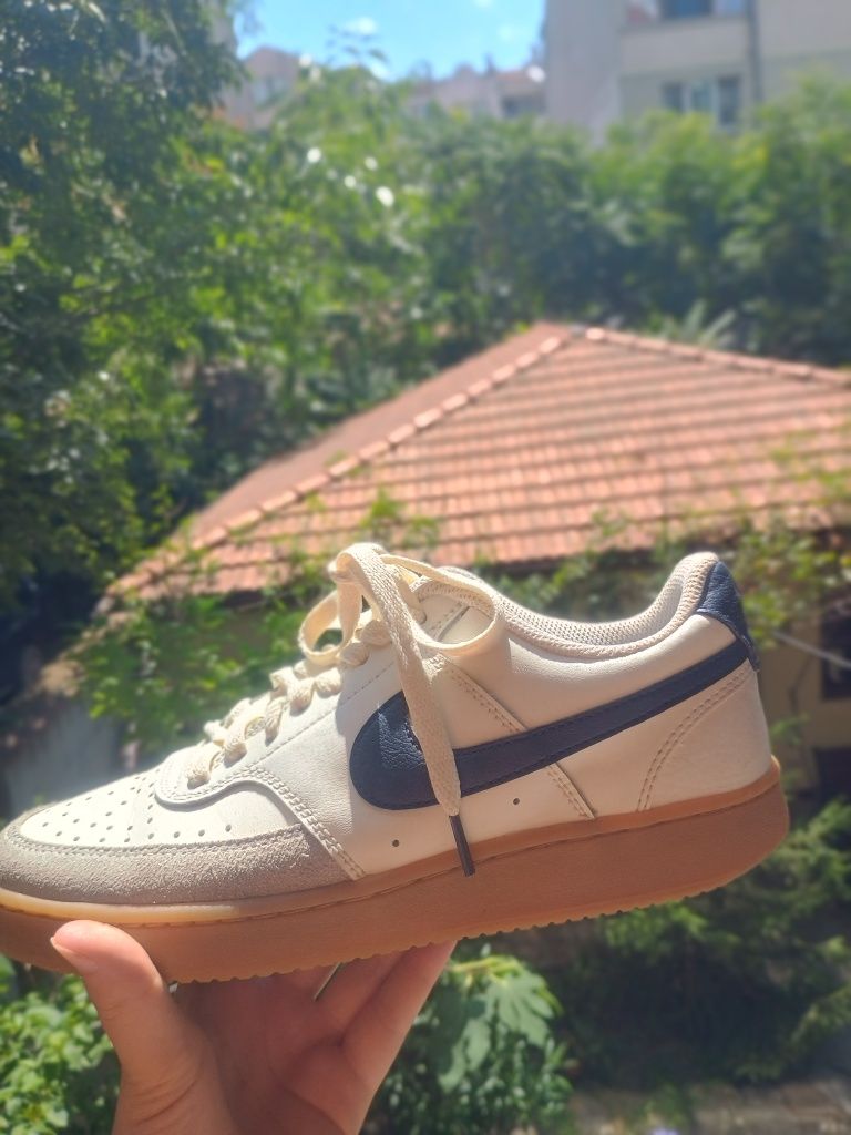 Обувки Nike air .