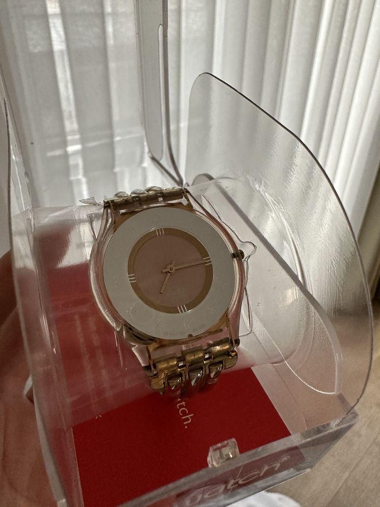 Дамски часовник Swatch Tri-Gold