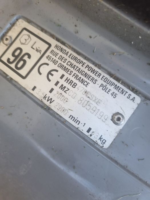 Mașină de tuns gazon iarbă Honda 800 Lei