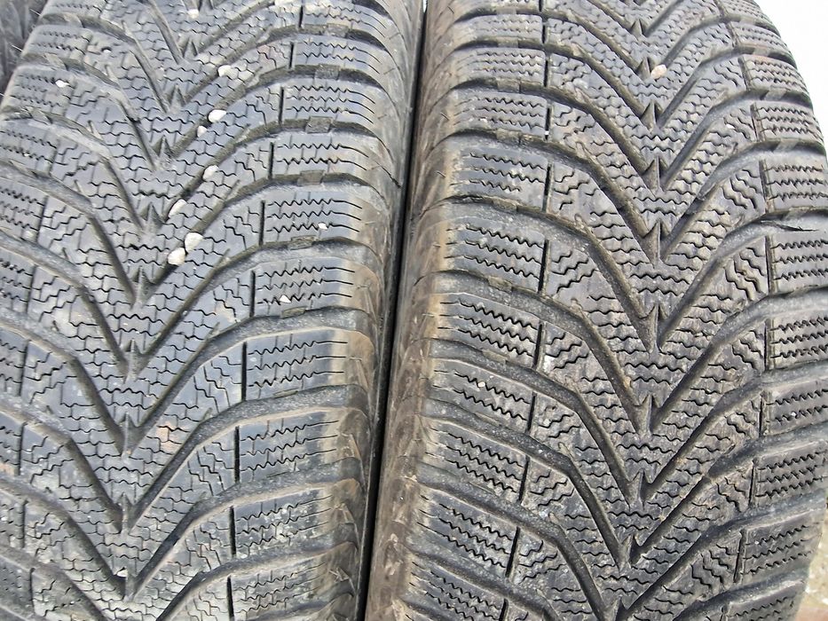 Anvelope 185/65R15 marca Vredestein, M +S, DOT 2020