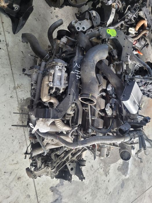 Vând motor toyota rav 4 2.2  euro 5 an 2012