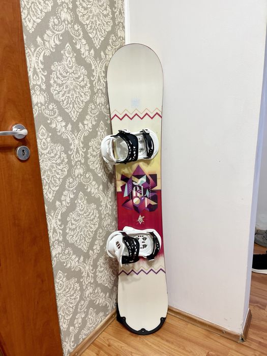 Placa snowboard 150 cm salomon  cu legaturi noi