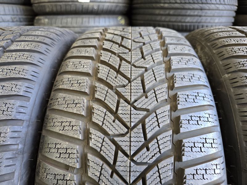 225/45/17 DUNLOP 4бр