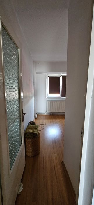 Apartament 3 camere, dec, 67 mp, Et. 4, Str. Pietei, Bl. 30, Zona Pod