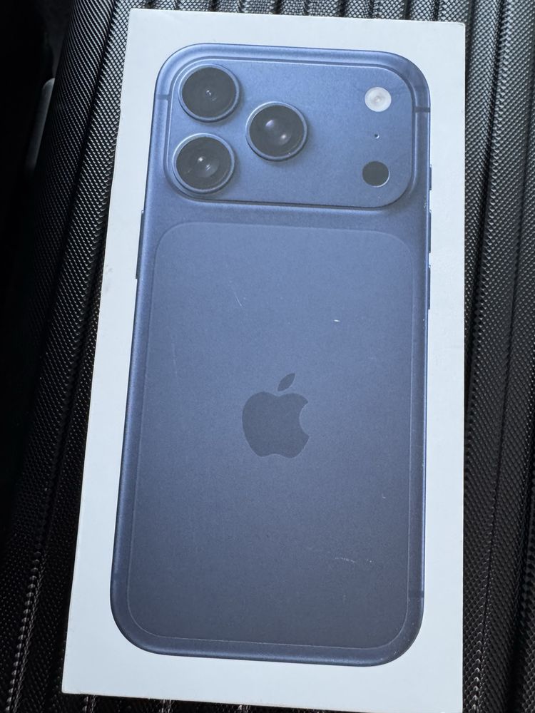 Iphone 17 pro с гаранция