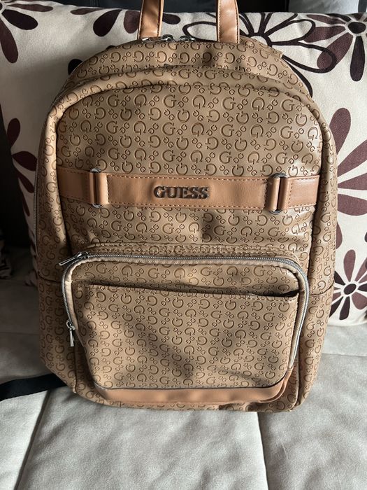 De vânzare rucsac Guess