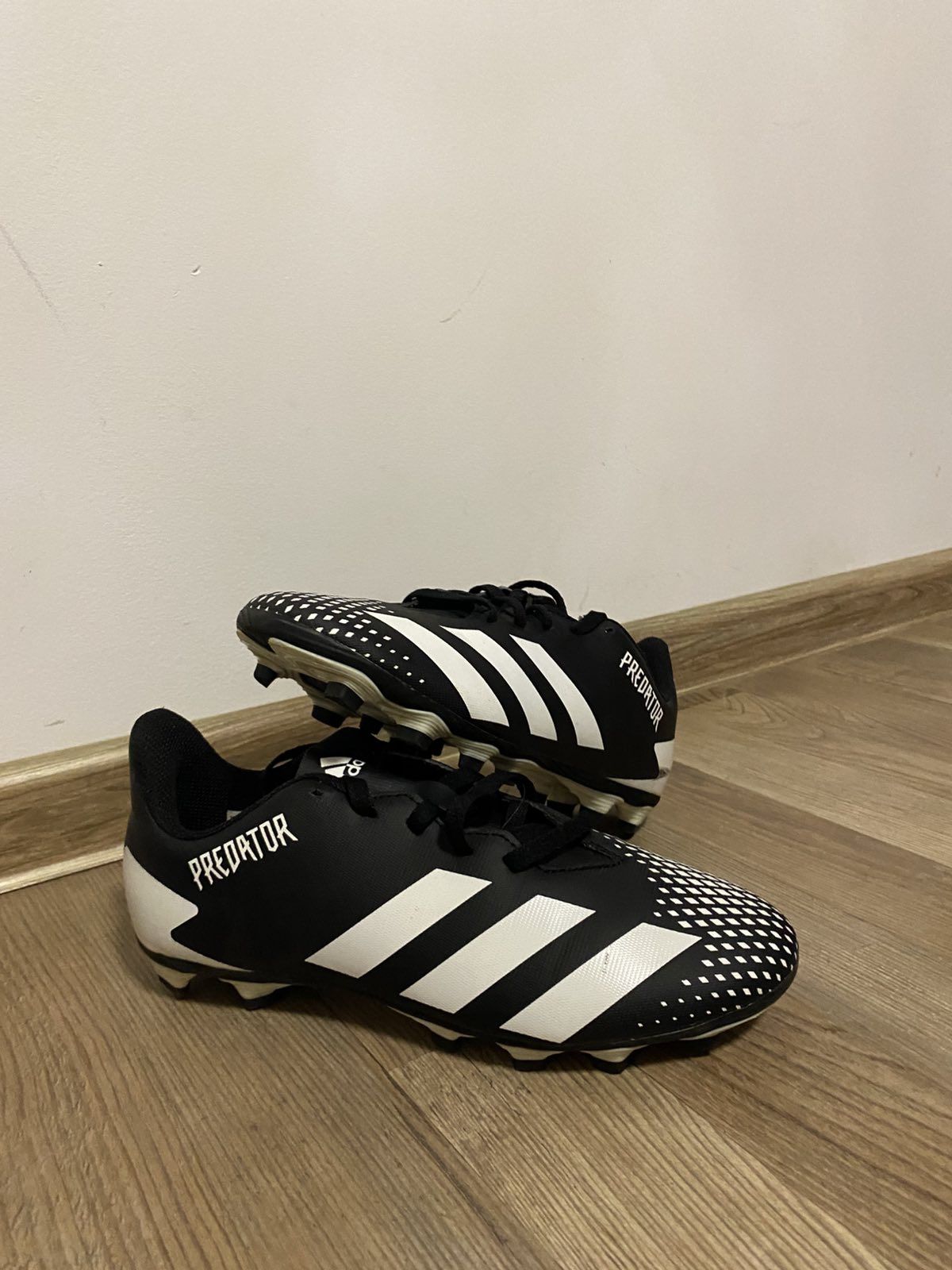 Оригинални бутонки Adidas predator 36 номер