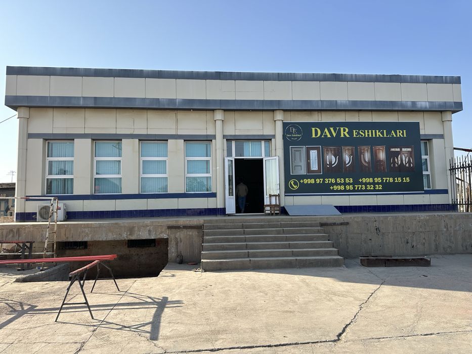 Bino va hovli foydalanish uchun Arendaga beriladi