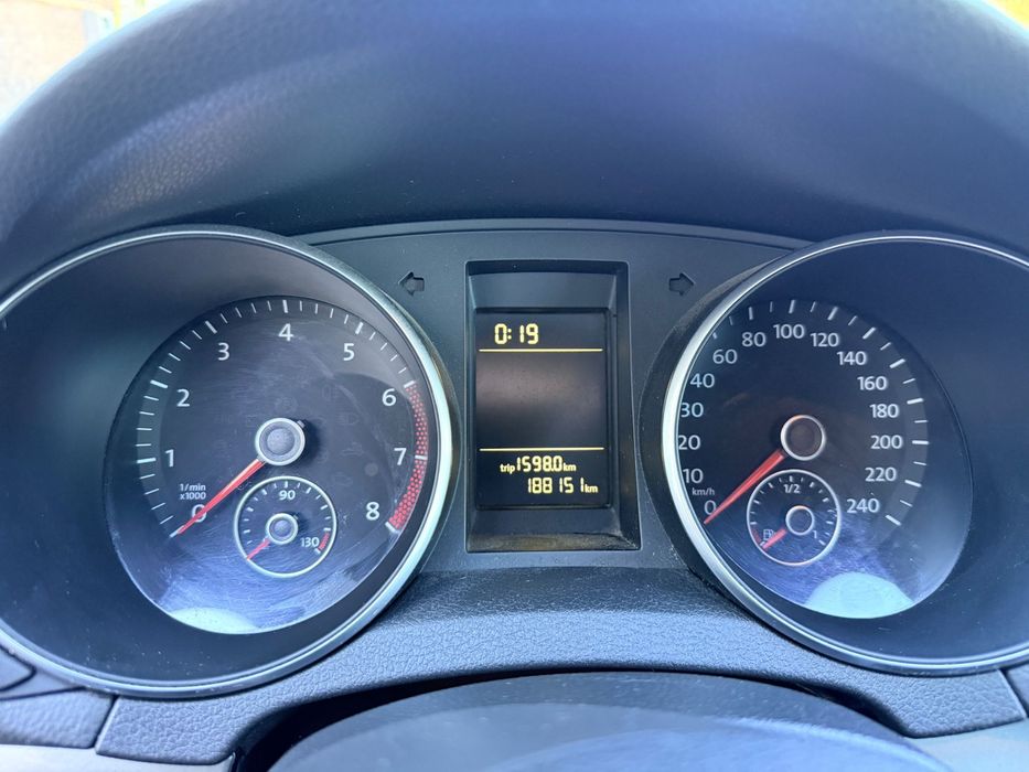 Vand Volkswagen Golf 6 1.4 MPi km reali