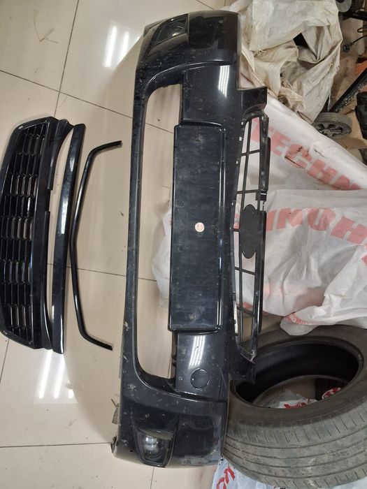 Продам бампер от приоры