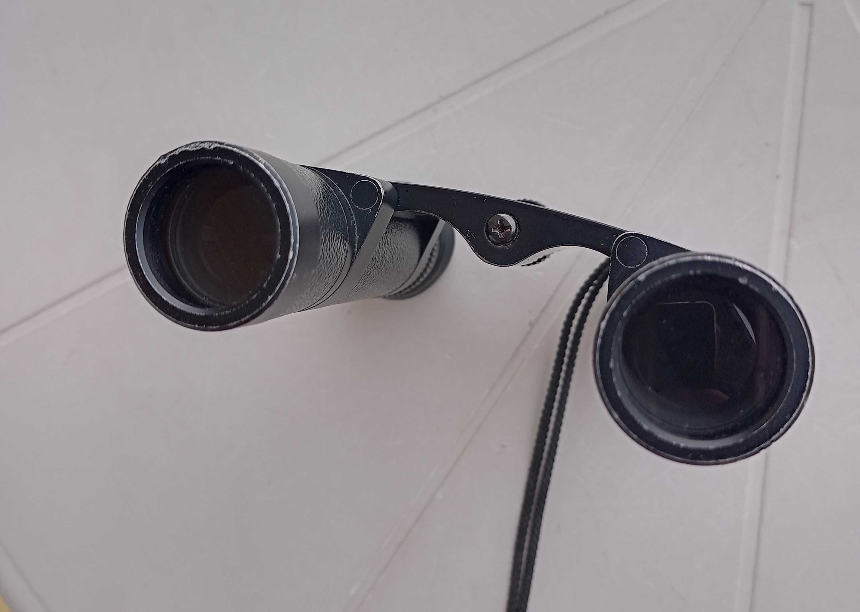 Бинокъл Leitz TRINOVID 10x22 С, Португалия