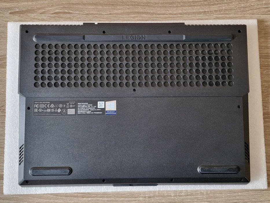 Lenovo Legion 5 R5 4600H/GTX 1650/16GB RAM/512GB SSD