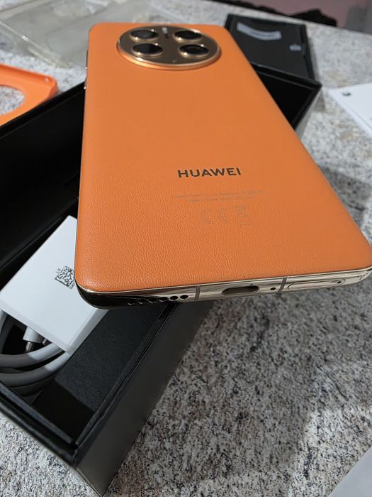 Продавам Huawei mate 50 pro leather edition